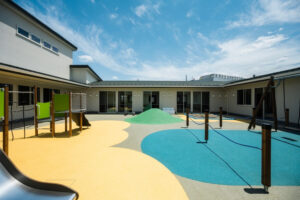 株式会社SHUHARIが運営する児童発達支援元気キッズの園庭