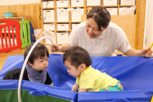 株式会社ディアローグの保育士の様子