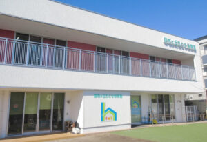 社会福祉法人ちとせ交友会が運営する調布ヶ丘ちとせ保育園の外観